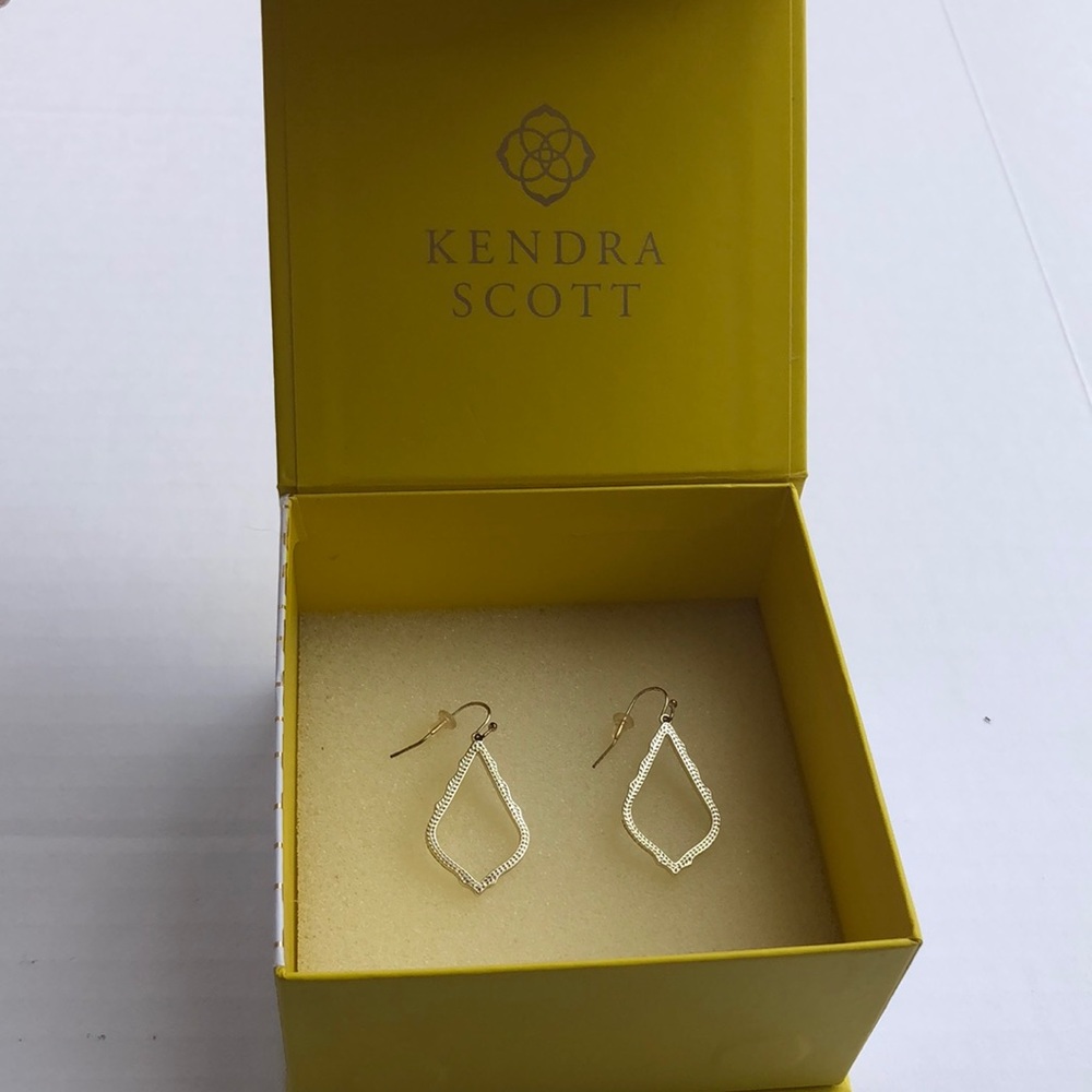 Kendra Scott Earings